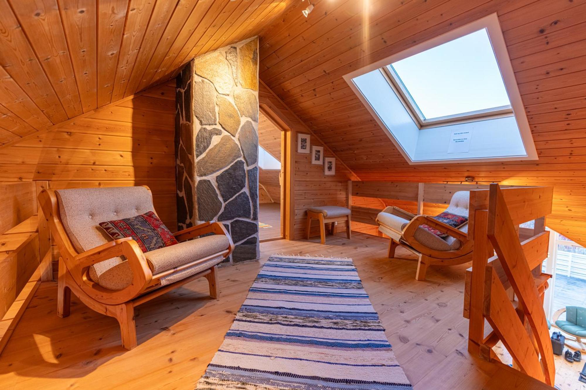 Hotel Henningsvaer Rorbuer Exterior foto