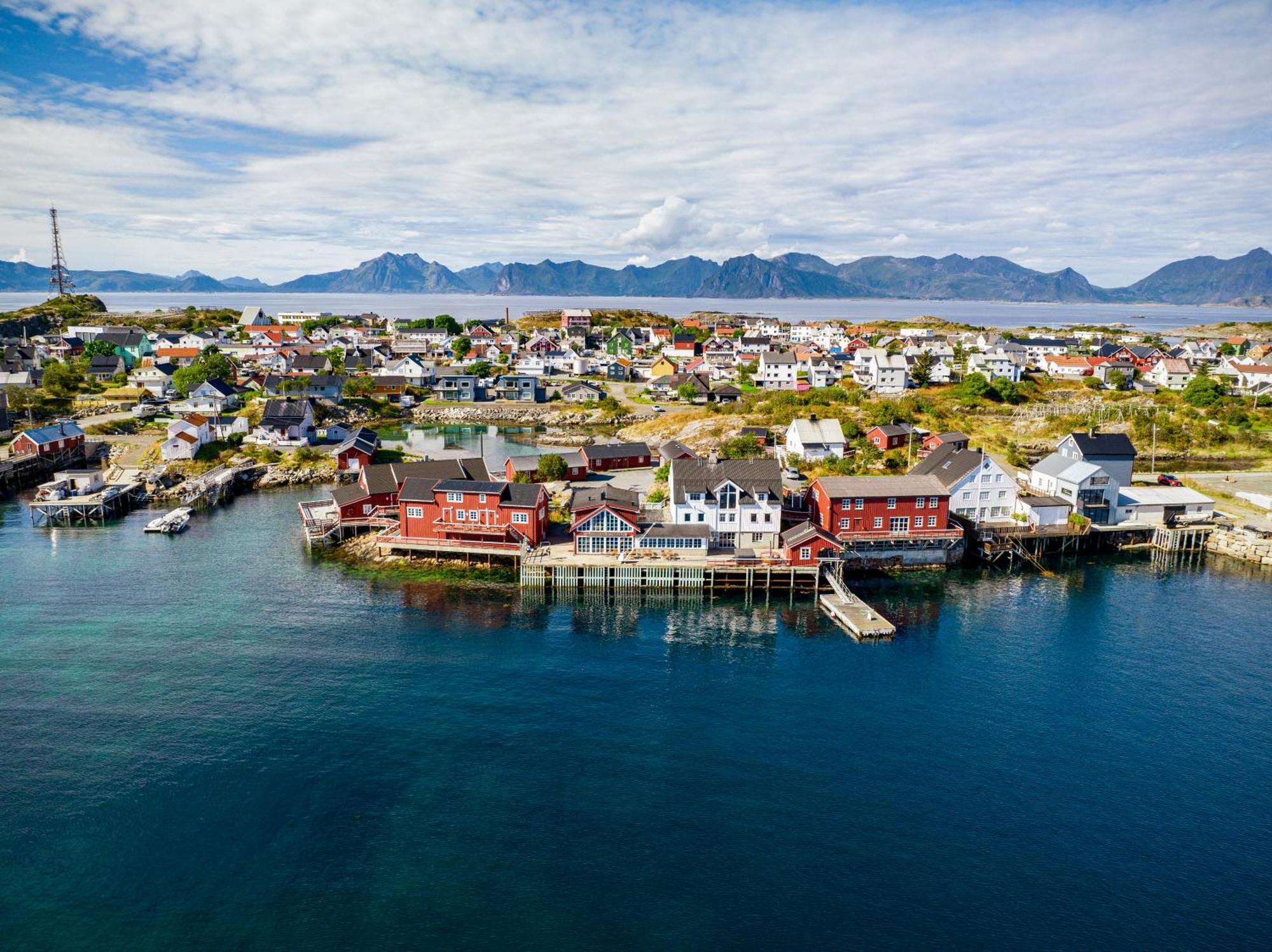 Hotel Henningsvaer Rorbuer Exterior foto